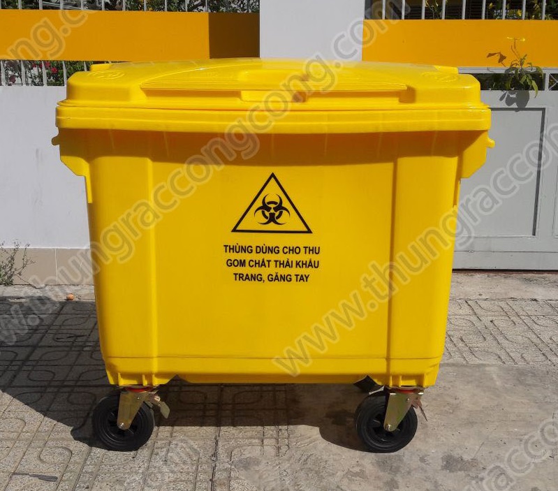 Trolleys-collection-and-storage-waste-1140.jpg