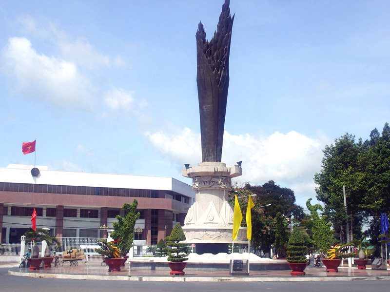 Tuong_-ai_Bong_lua_o_An_Giang-(1).jpg